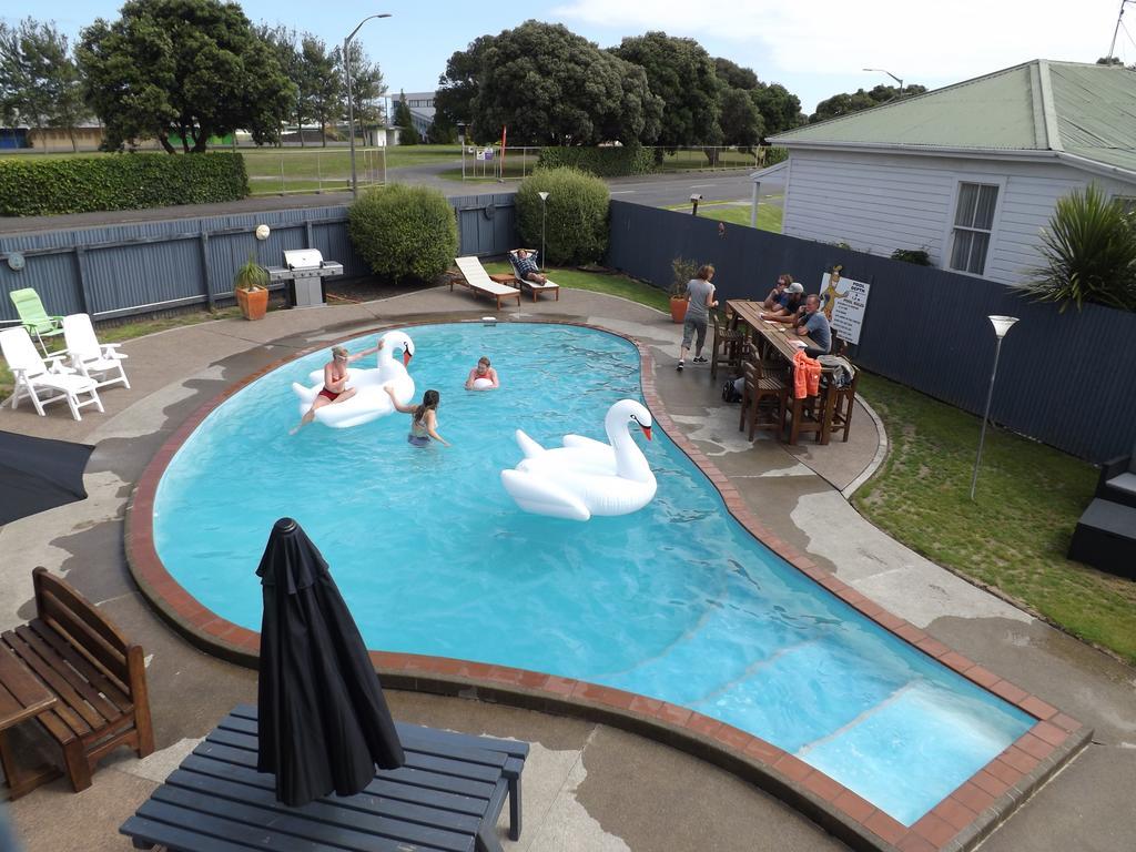 Raceway Motel Whanganui Esterno foto