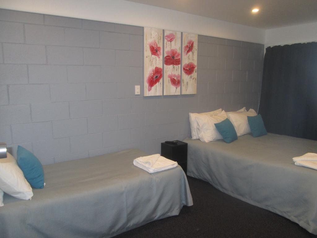 Raceway Motel Whanganui Esterno foto