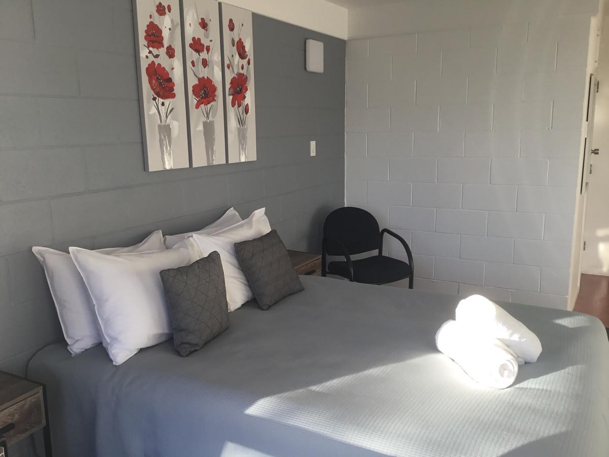 Raceway Motel Whanganui Esterno foto