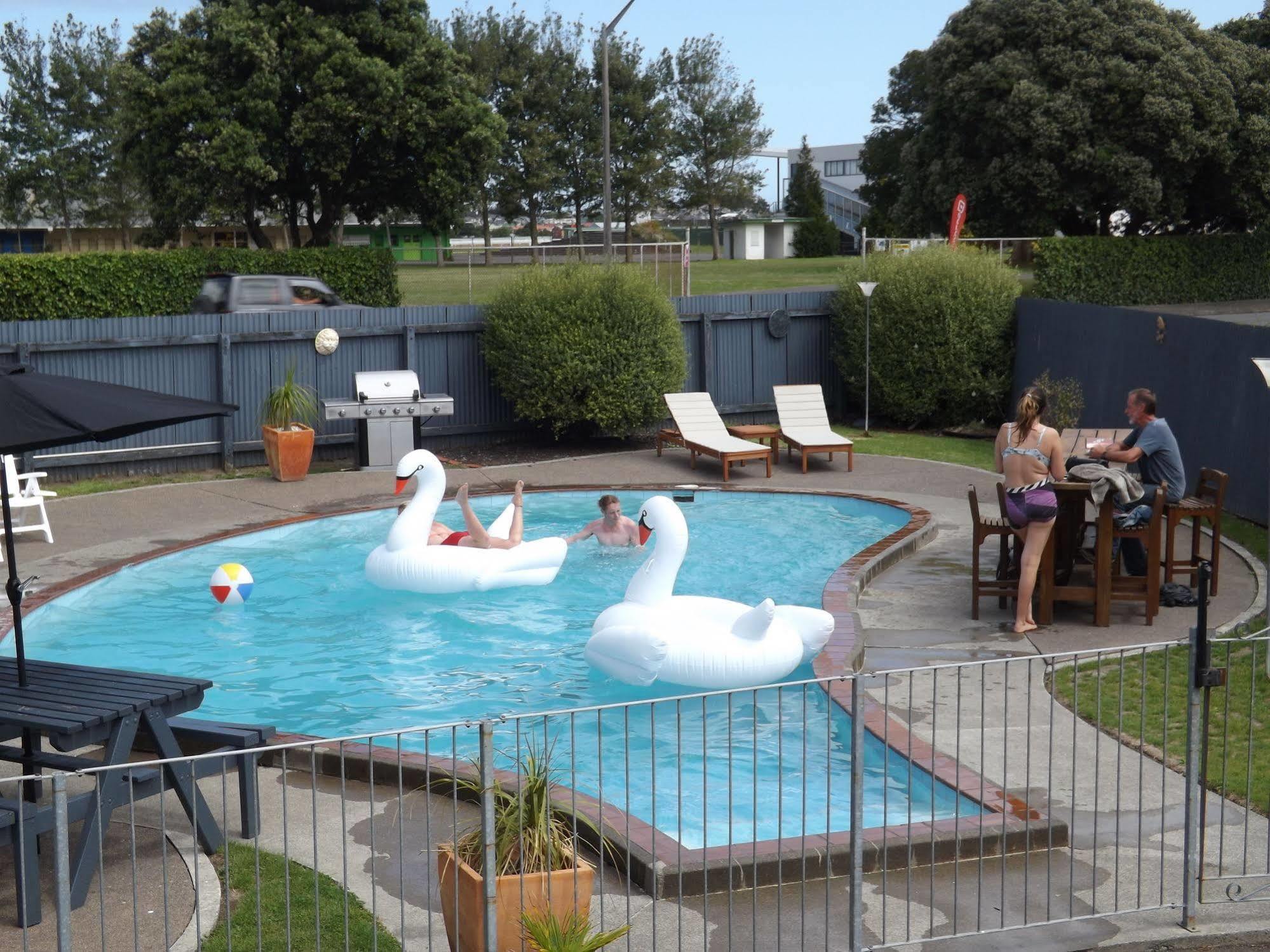 Raceway Motel Whanganui Esterno foto